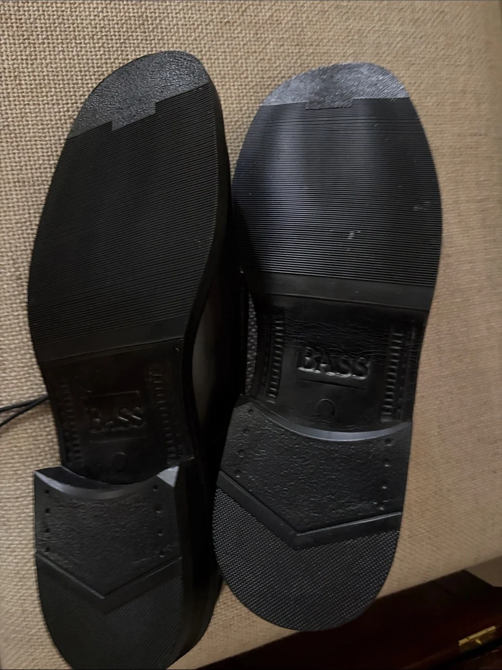 Bass Classic Black Men’s Leather Lace-Up Dress Shoes Size 10.5. New